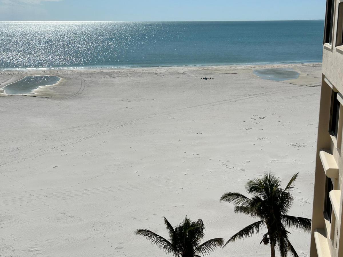 Always Summer On A White Sandy Beach Aparthotel Fort Myers Beach Exterior photo